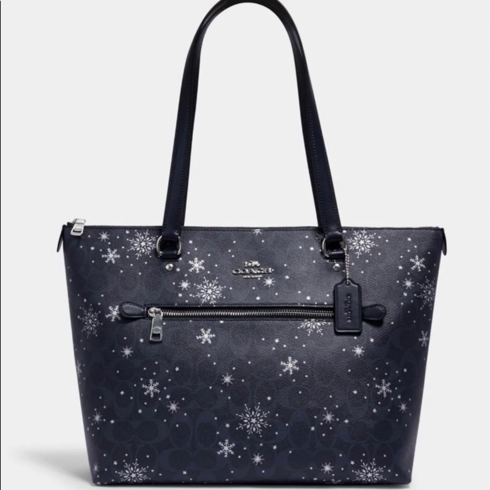 COACH PURSE WITH SNOWFLAKE PRINT
